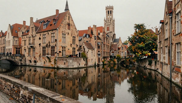 Bruges medieval canals - romantic Belgian city for meeting Flemish women